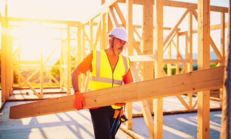 Hiring: Carpenters in Canada